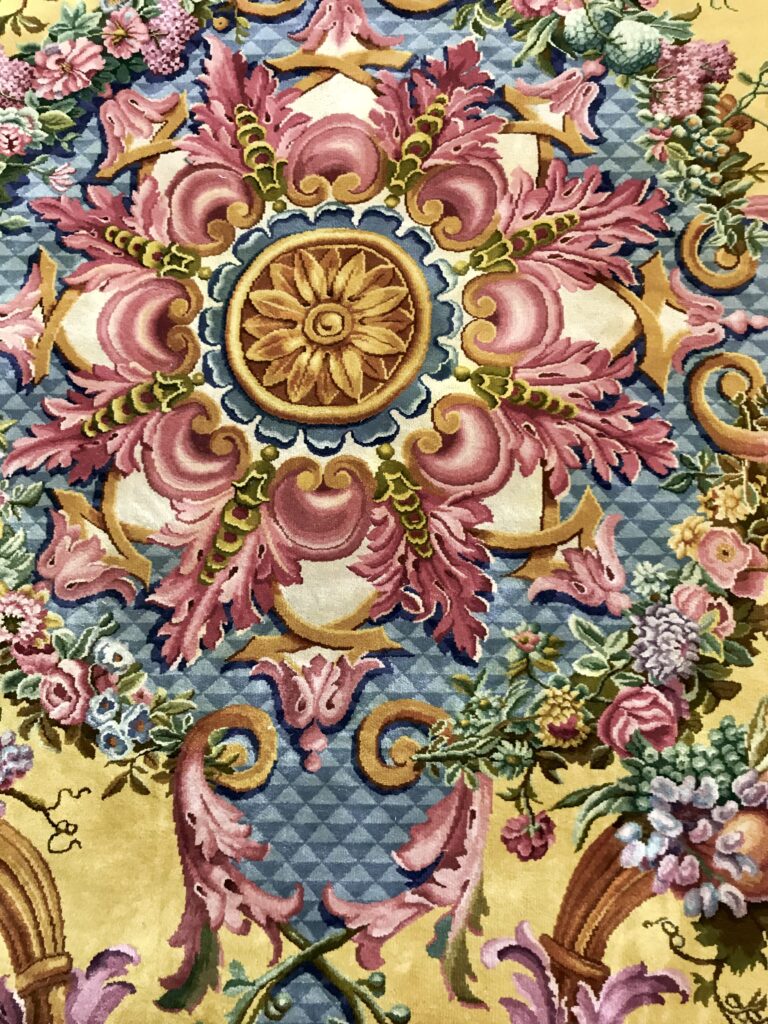 Zoom sur un tapis ancien